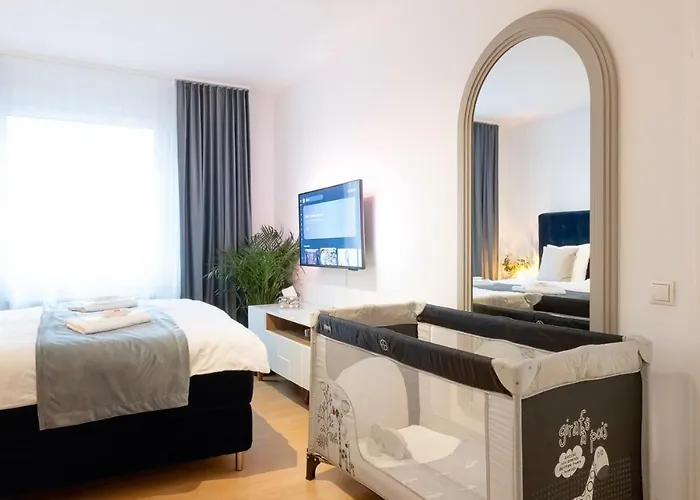 100 M2 Near Belvedere And Train Station Apartamento Viena